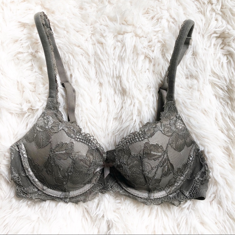 VS Body By Victoria Demi Lace Detail